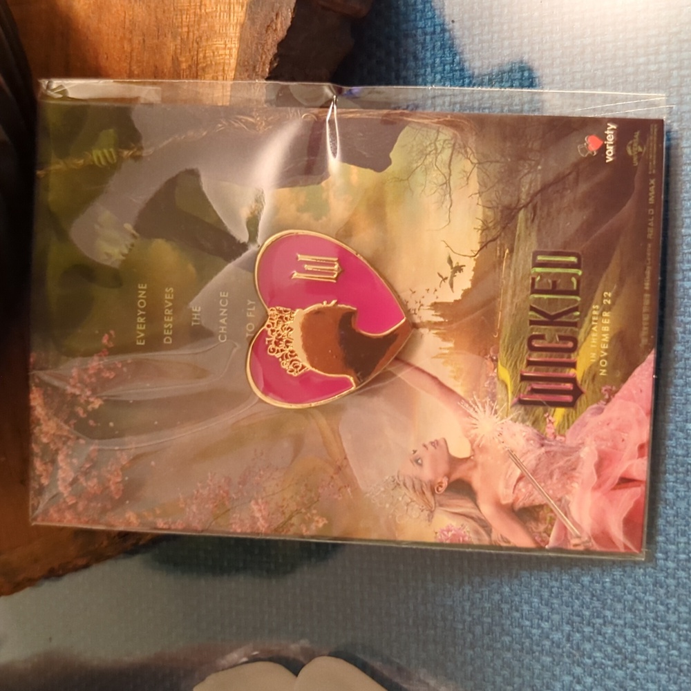 Wicked Musical Enamel Pins - Pink & Green - Picture 2 of 5